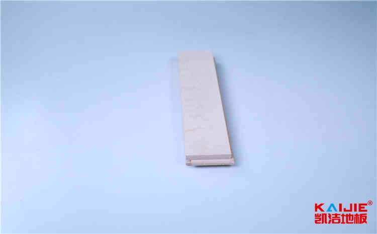 ?？谧跄倔w育地板工廠