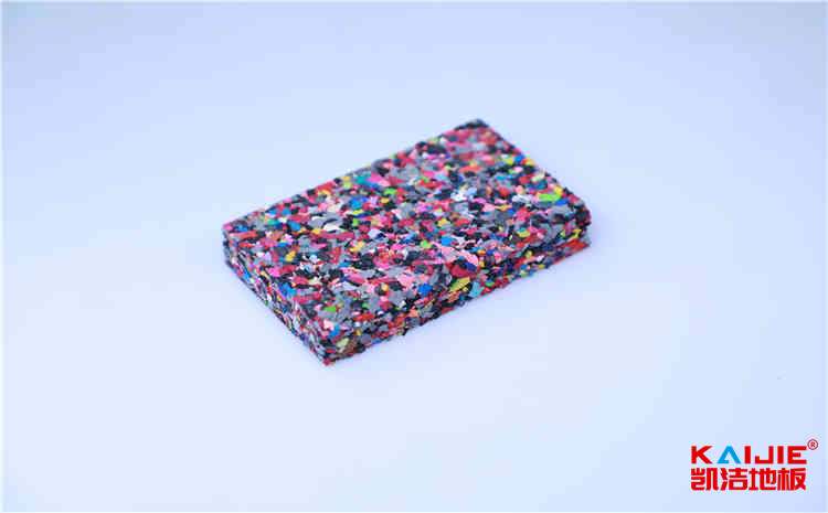 拼裝風(fēng)雨操場木地板多少錢一平方