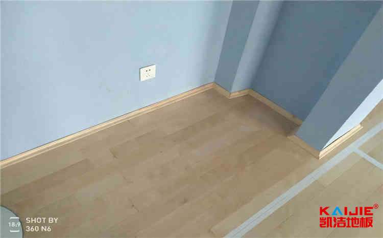 柞木籃球場(chǎng)地板怎么維修