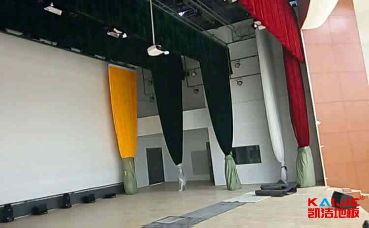 比賽場(chǎng)館籃球館木地板價(jià)格是多少