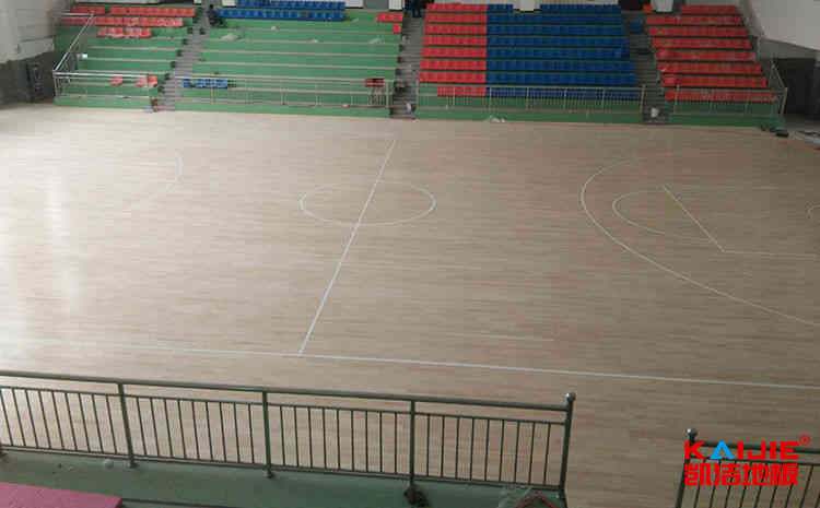 學(xué)校舞臺(tái)實(shí)木地板翻新