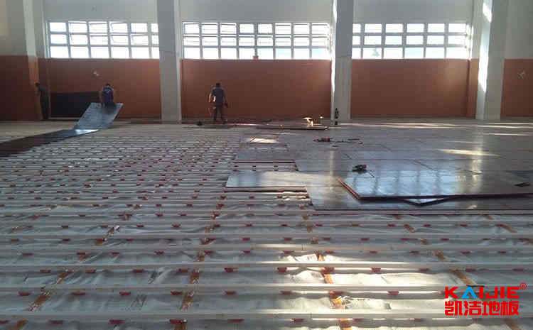 南昌運(yùn)動(dòng)木地板生產(chǎn)廠家——?jiǎng)P潔地板