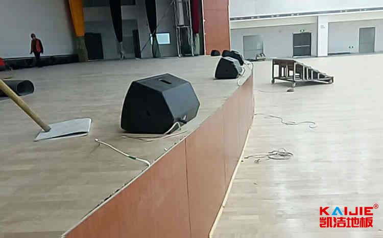 私人籃球館木地板維護(hù)