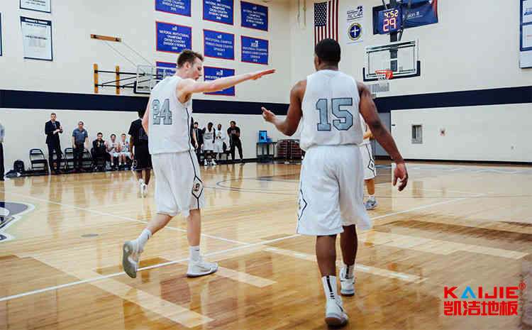 楓木籃球地板生產(chǎn)廠家