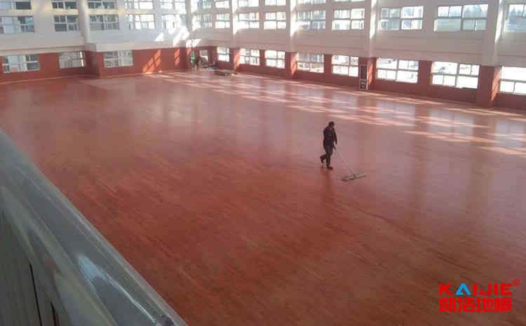 楓樺木體育場(chǎng)館木地板廠家批發(fā)
