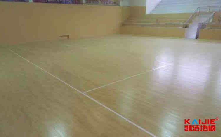 私人體育場木地板多少錢