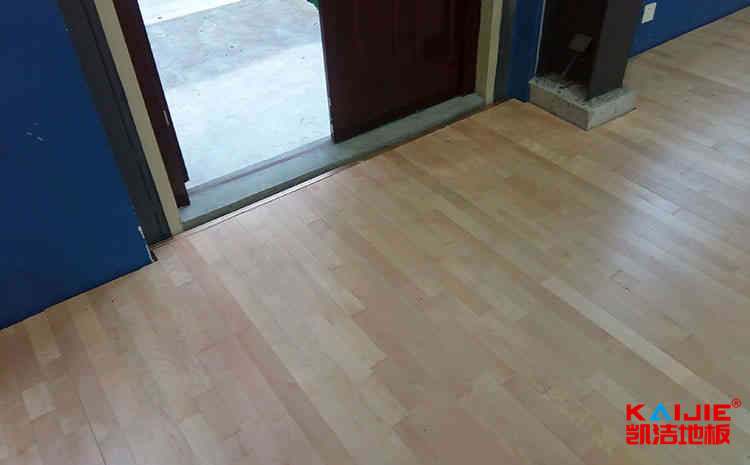 澳門運(yùn)動(dòng)木地板生產(chǎn)廠家——籃球木地板