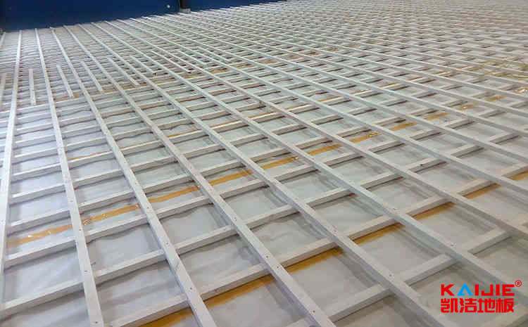 廣西運(yùn)動(dòng)木地板品牌——?jiǎng)P潔地板