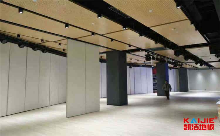 拼接板籃球場(chǎng)地木地板廠家報(bào)價(jià)表