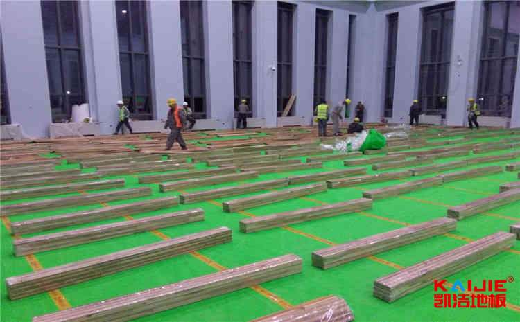 楓木體育場館木地板是多少錢